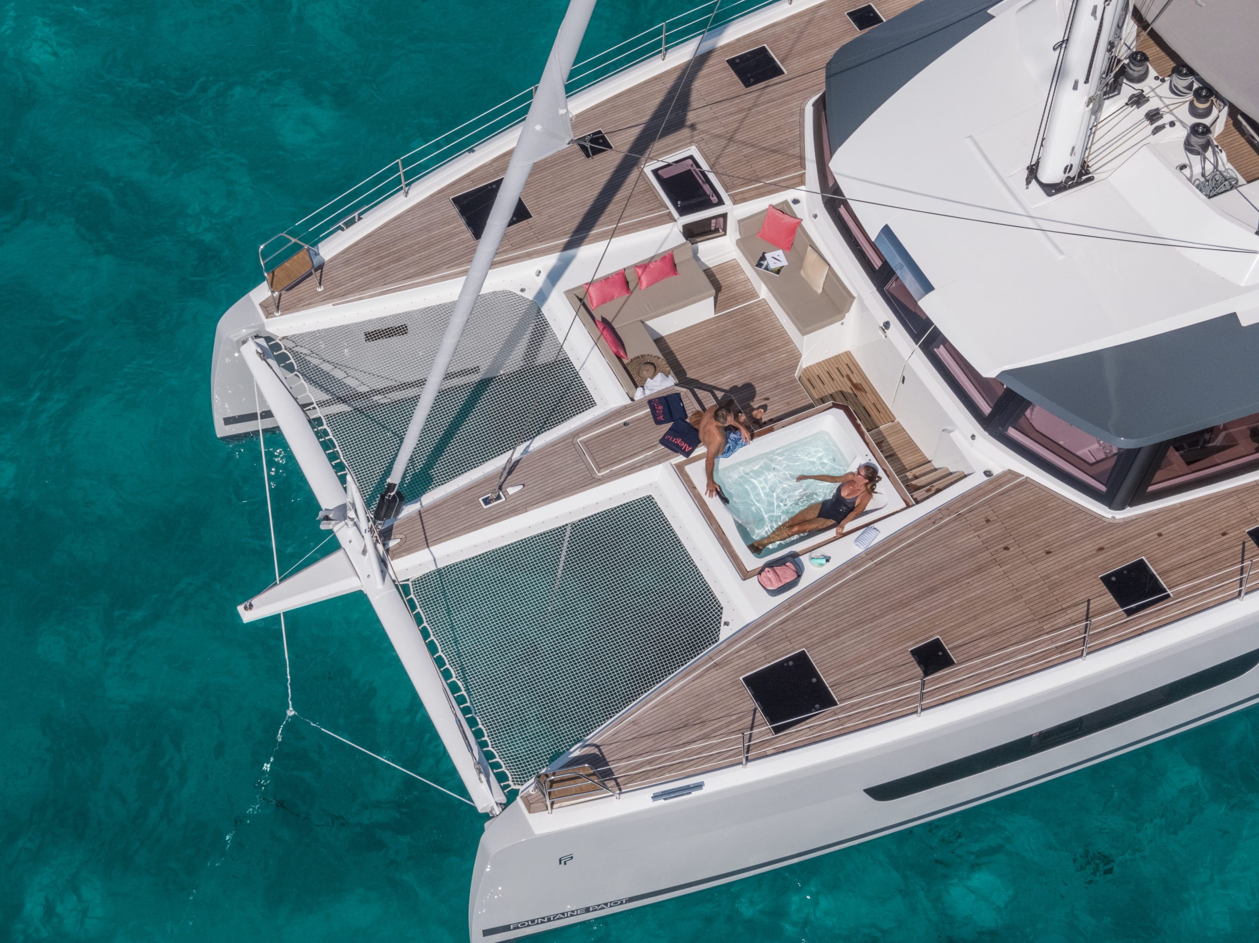 Sailchecker yacht charter and sailing