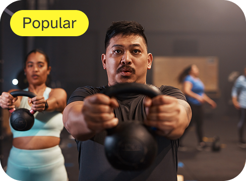 Lifestyle image of man weightlifting.