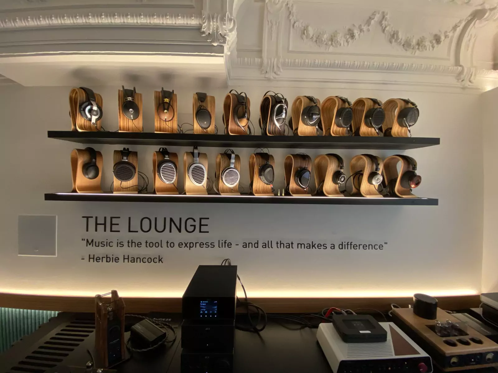 Les accessoires hifi chez Noir et Blanc