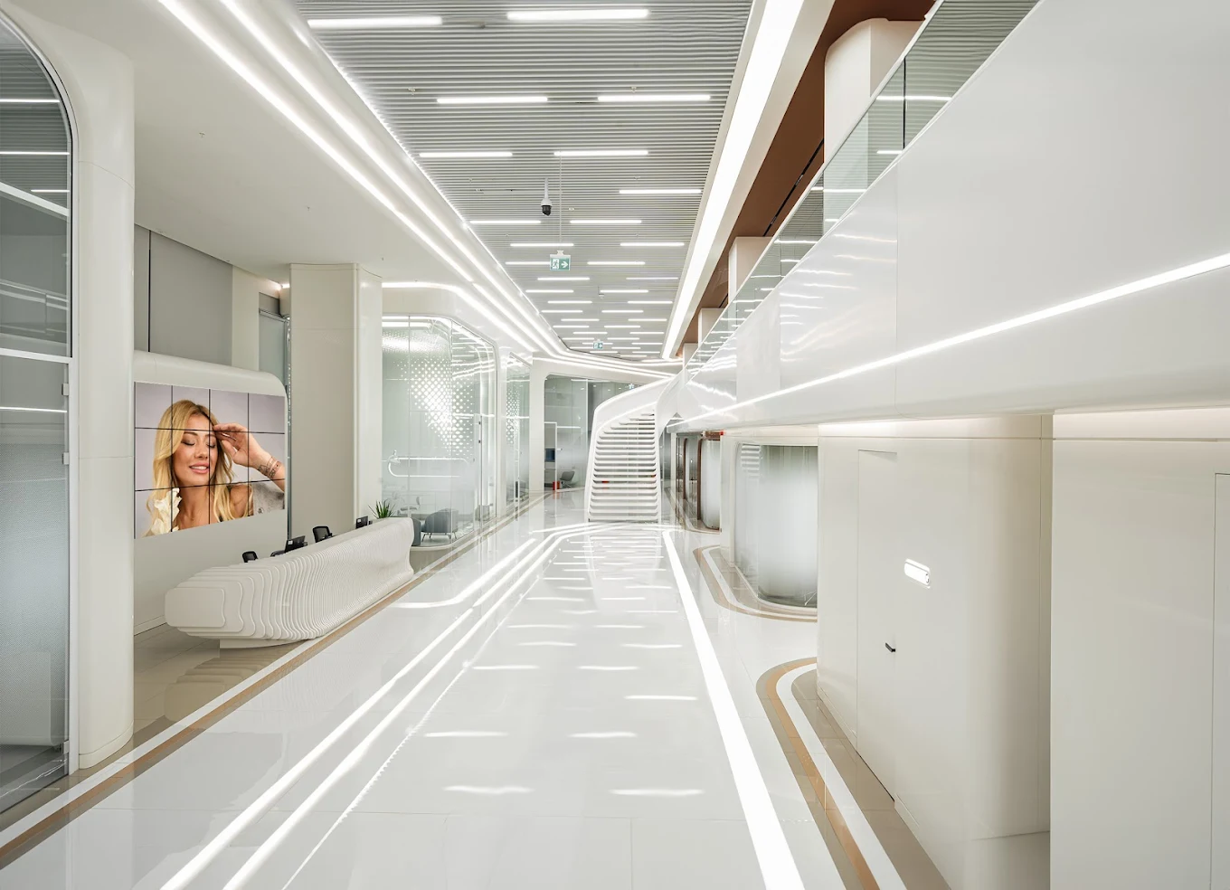 Esnan Dental Clinics Skyland in Istanbul, Türkiye