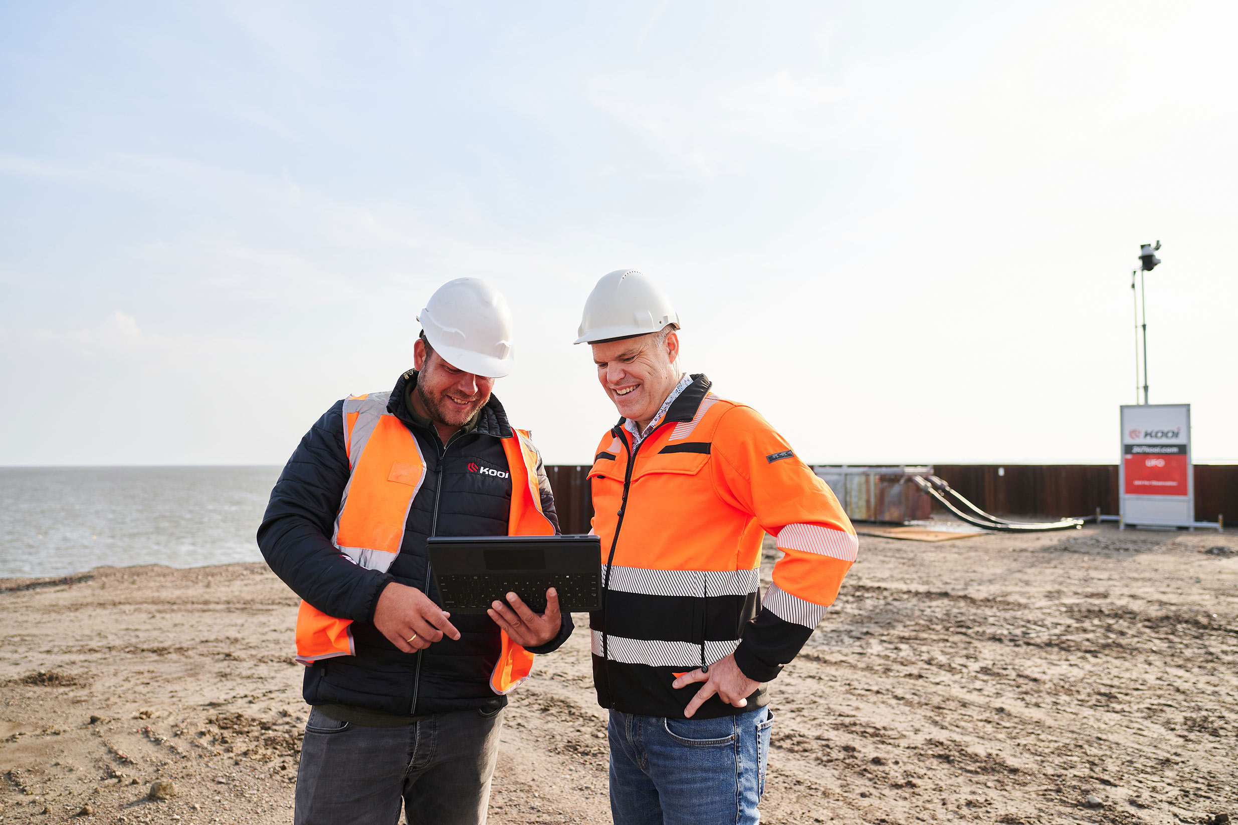 Kooi mobile camera surveillance